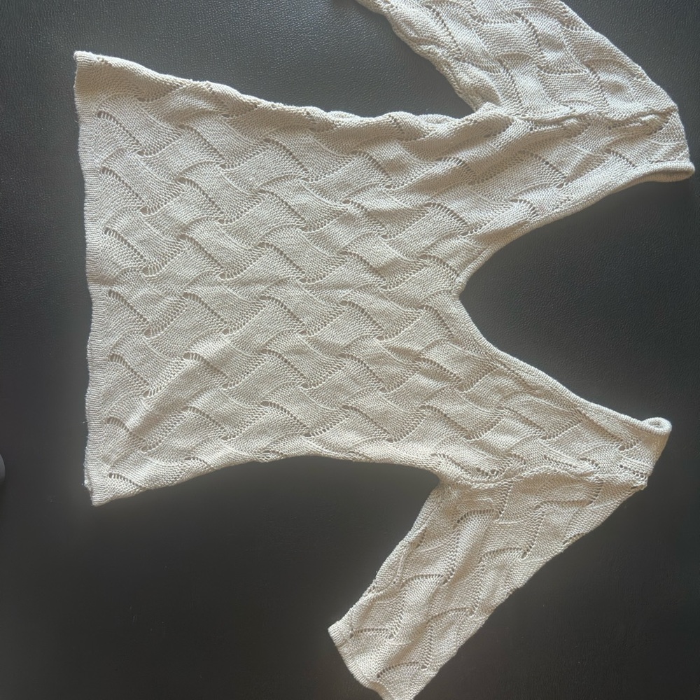 Source Unknown Cream V-Neck Sweater